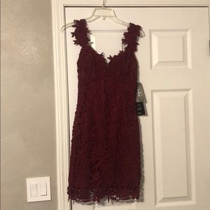 Lulus Bodycon Lace Dress